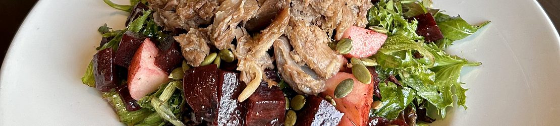 SALADE DE CANARD CONFIT ET BETTERAVES SITE WEB